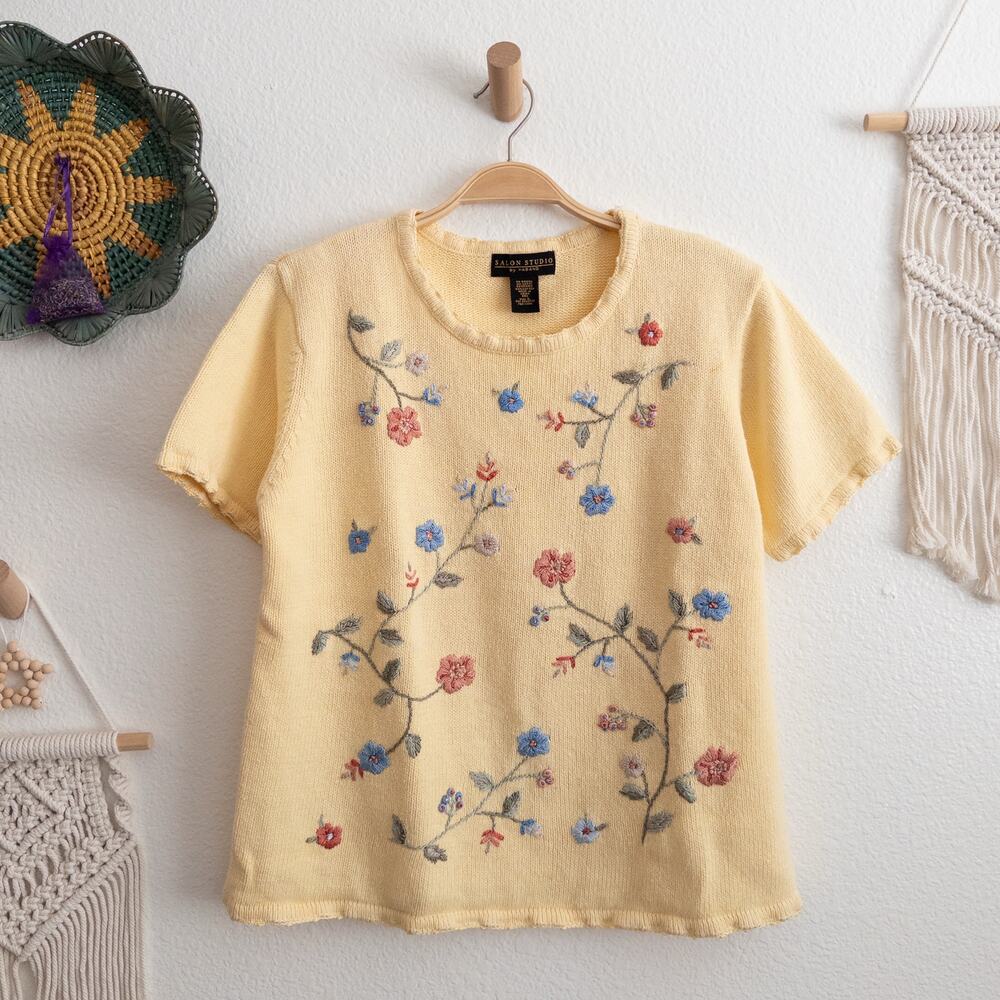 Salon Studio by Haband Vintage Short Sleeve Floral Embroidered Sweater Large
